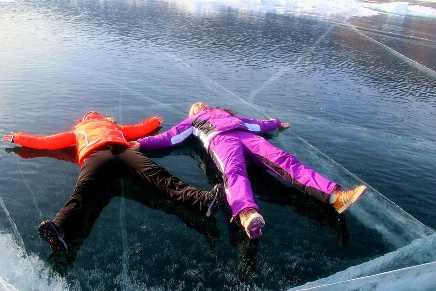 Лёд Байкала и горячие источники
