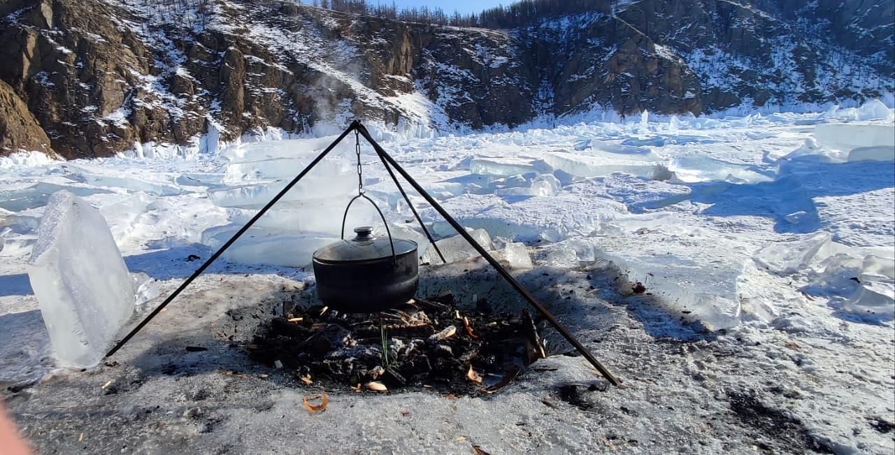 Кристальный лёд Байкала и горячие источники